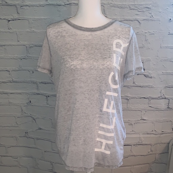Tommy Hilfiger Tops - Hilfiger Active T-shirt. Size M.